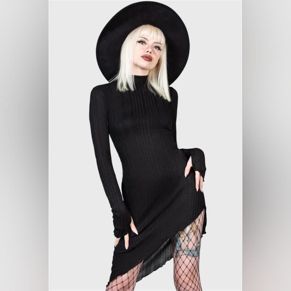 Elegant Black Ribbed Dress